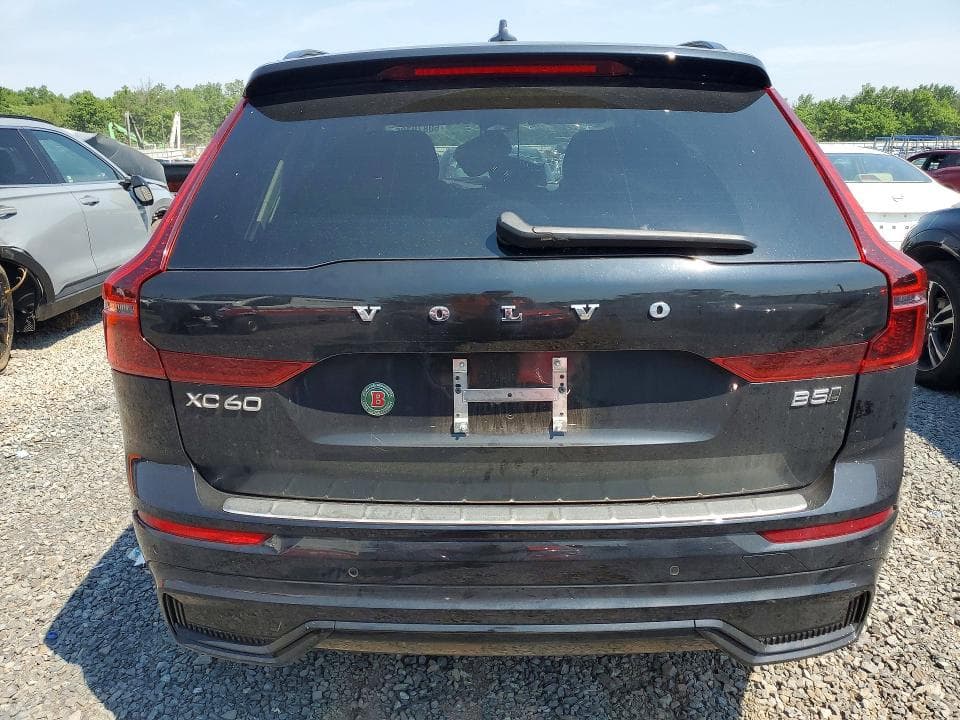 2026 VOLVO XC60 PLUS 6