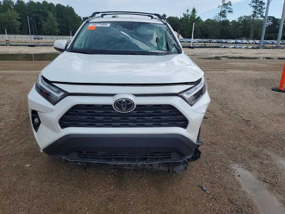2024 TOYOTA RAV4 XLE PREMIUM 5