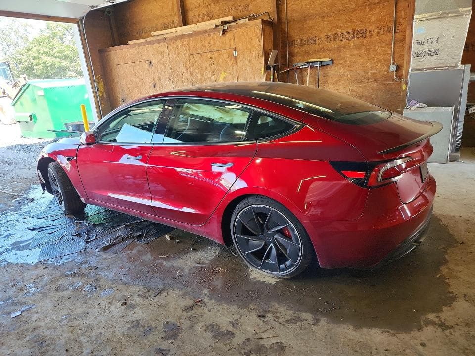 2026 TESLA MODEL 3 2