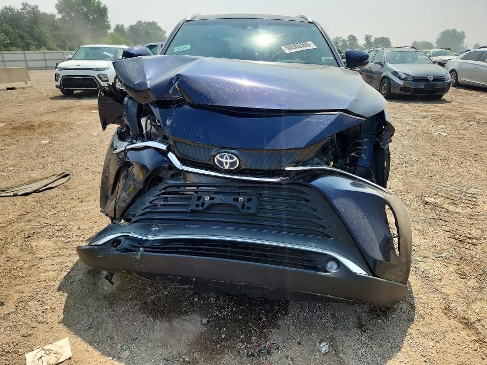 2023 TOYOTA VENZA XLE 5