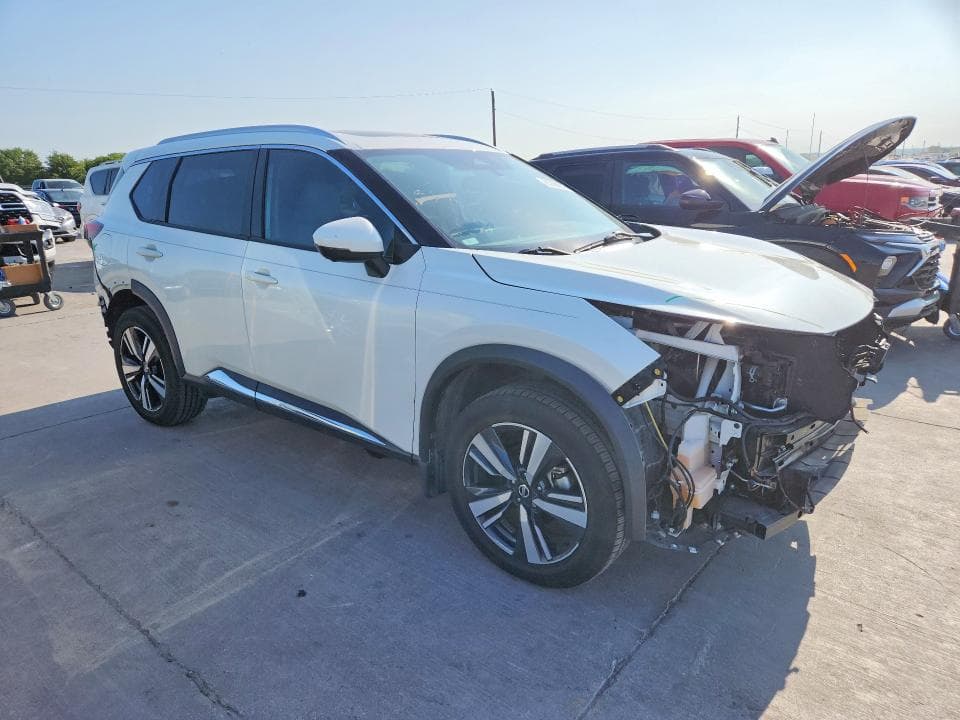 2021 NISSAN ROGUE SL 4