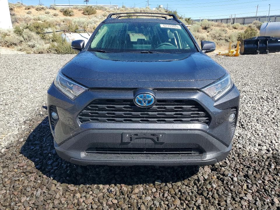 2019 TOYOTA RAV4 HYBRID XLE 5