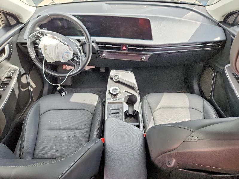 2024 KIA EV6 WIND 8