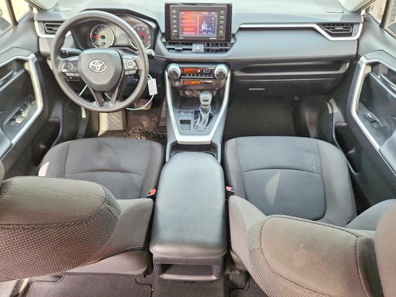 2021 TOYOTA RAV4 LE 8
