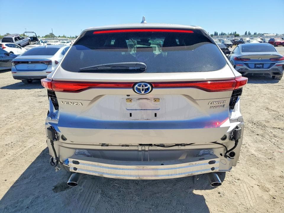 2021 TOYOTA VENZA LIMITED 6