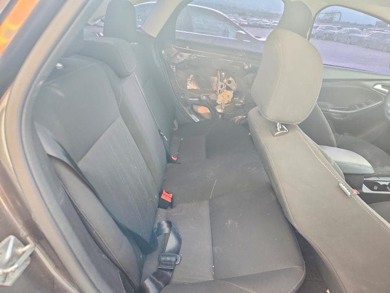 2017 FORD FOCUS SEL 10