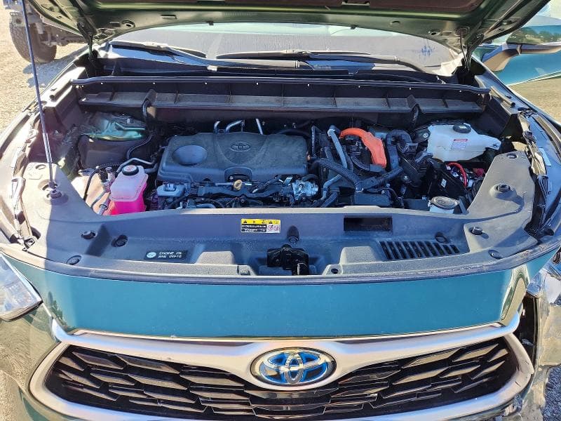 2023 TOYOTA HIGHLANDER HYBRID LE 12
