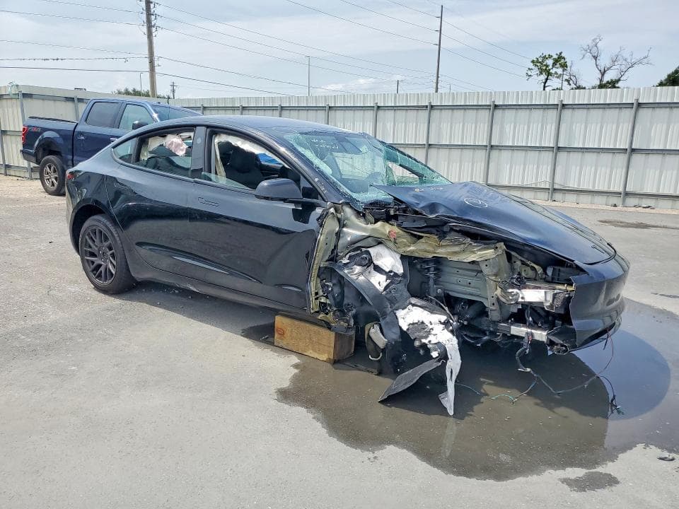 2026 TESLA MODEL 3 4