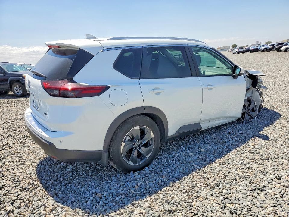 2026 NISSAN ROGUE SV 3