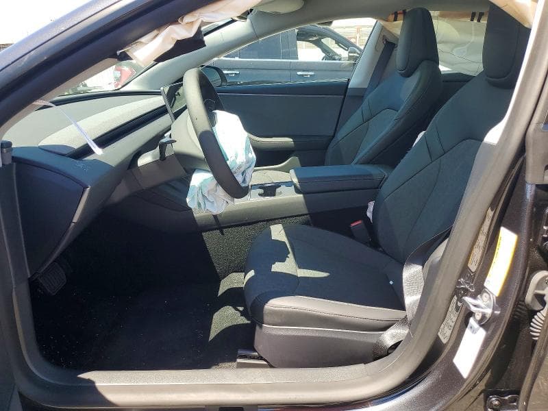 2026 TESLA MODEL 3 7