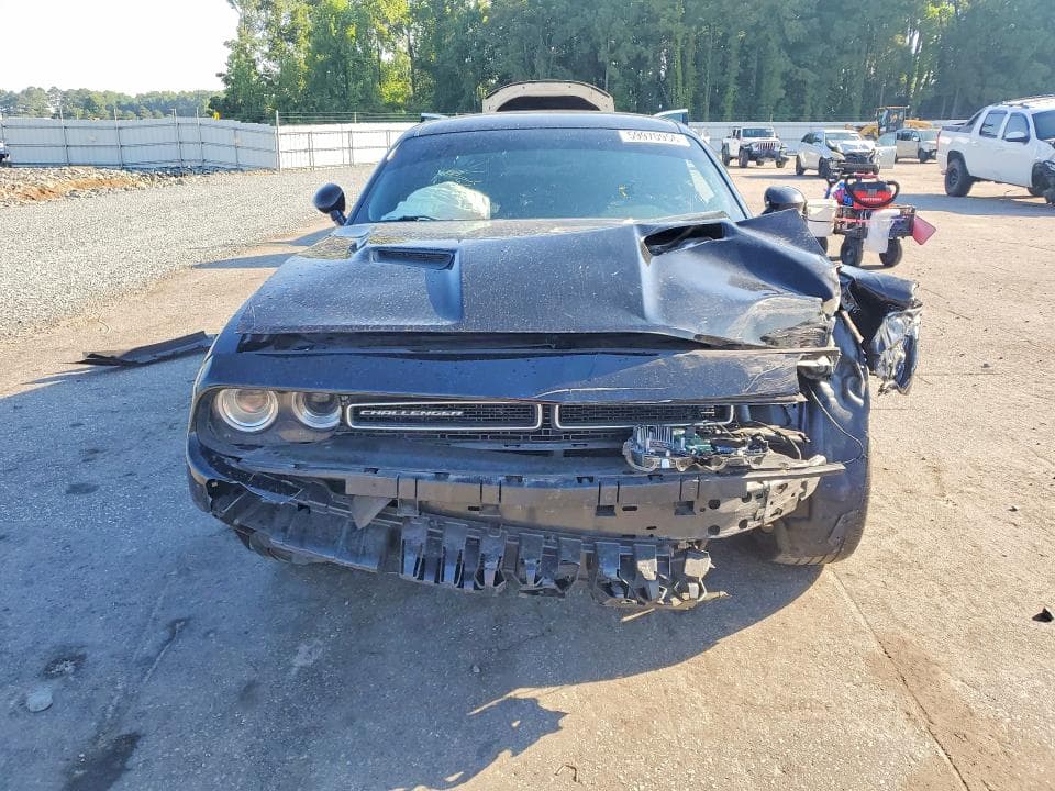 2019 DODGE CHALLENGER SXT 5
