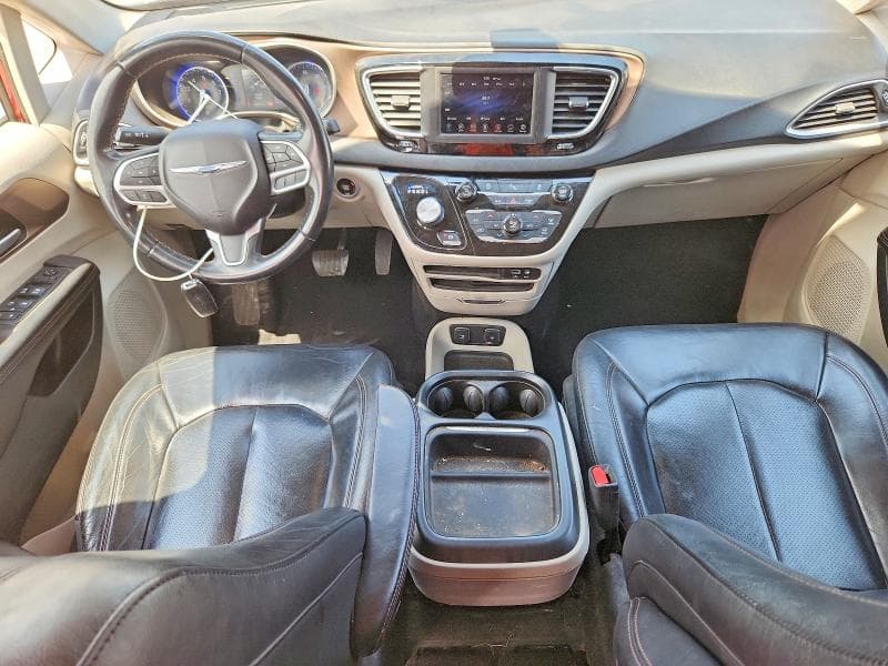 2018 CHRYSLER PACIFICA TOURING L 8