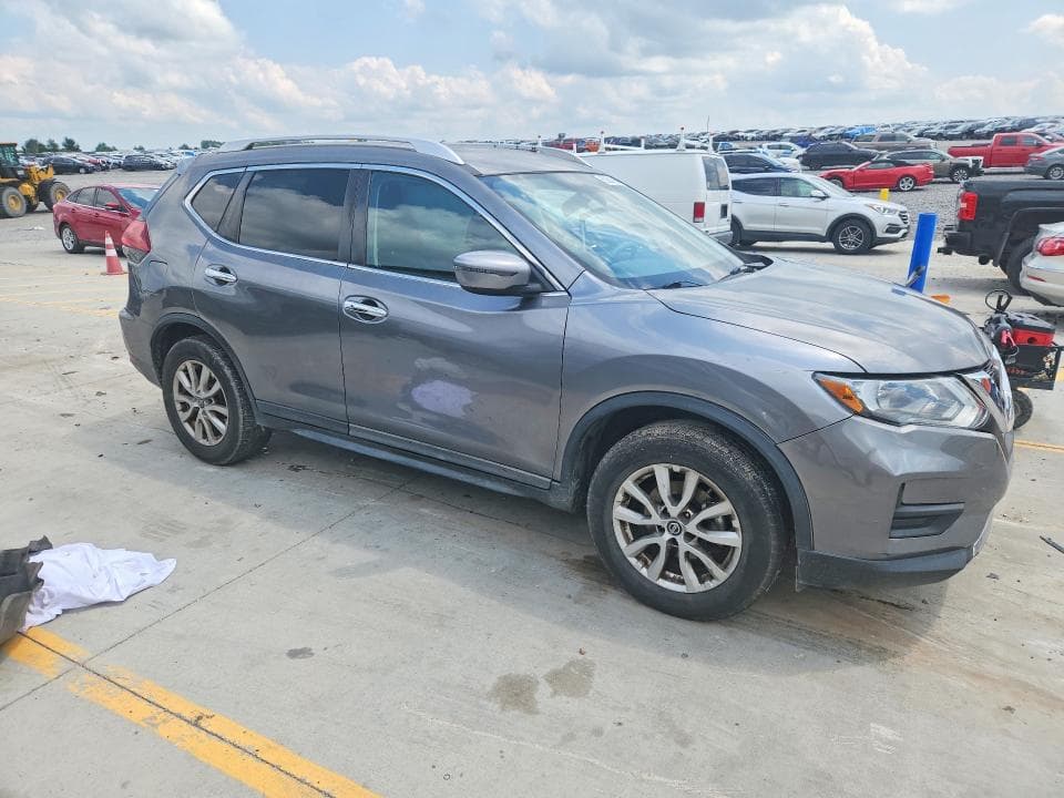 2018 NISSAN ROGUE SV 4