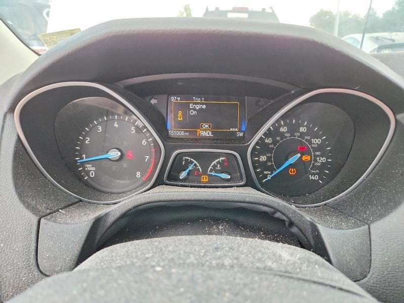 2017 FORD FOCUS SE 9