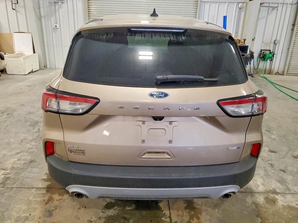 2020 FORD ESCAPE SE 6