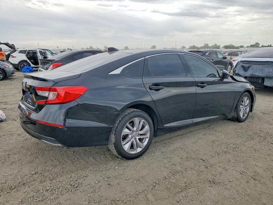 2020 HONDA ACCORD LX 3