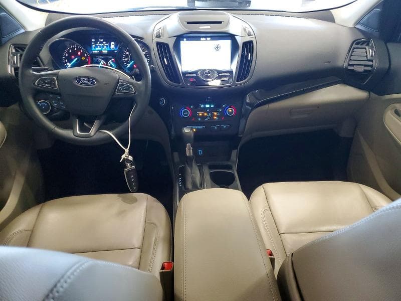 2017 FORD ESCAPE TITANIUM 8