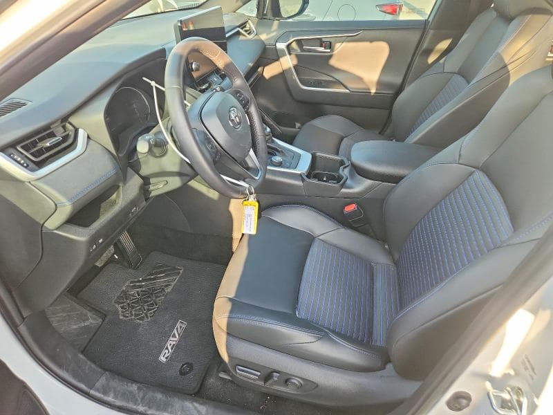 2024 TOYOTA RAV4 XSE 7