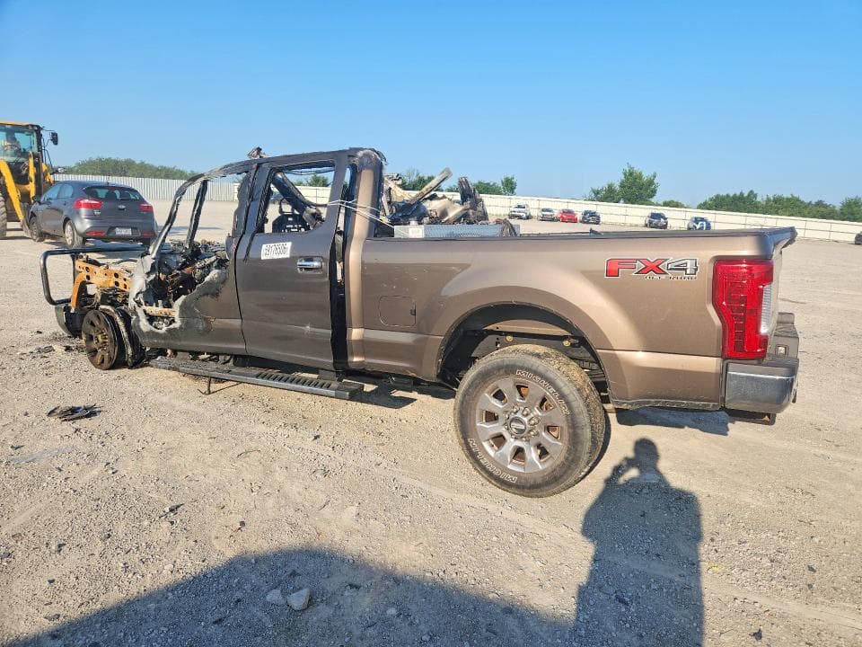 2017 FORD F250 CAB 2