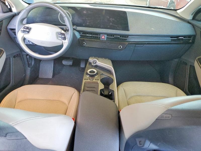 2023 KIA EV6 WIND 8