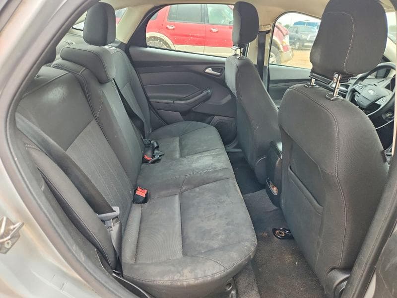 2018 FORD FOCUS SE 10