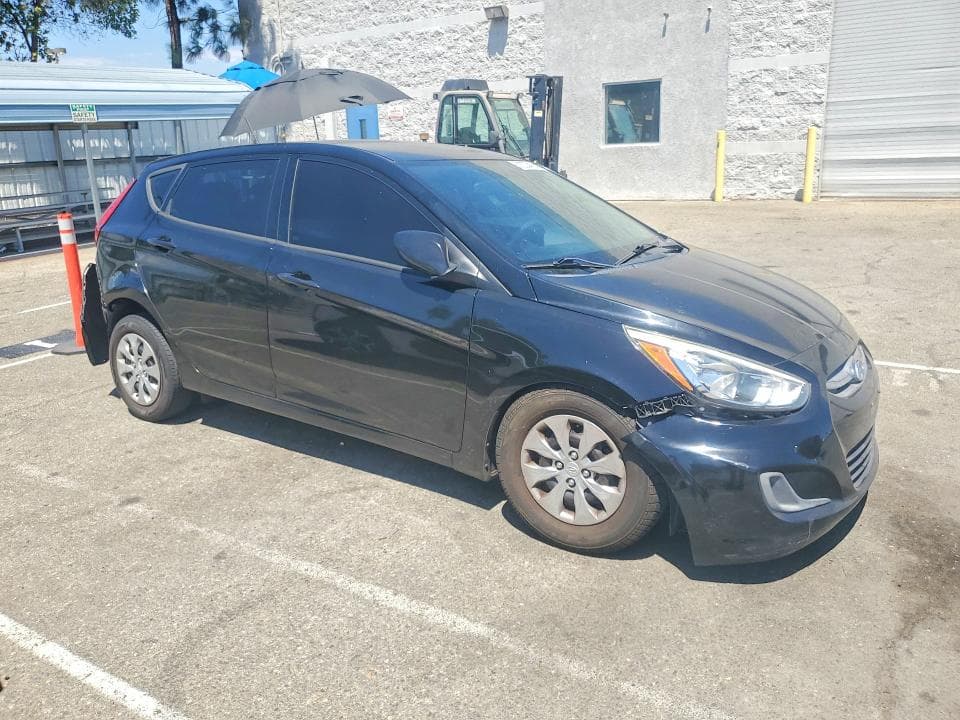 2017 HYUNDAI ACCENT SE 4
