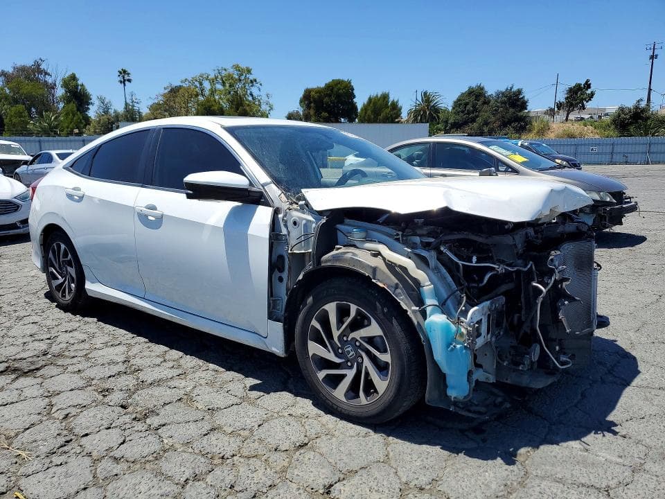 2017 HONDA CIVIC EX 4