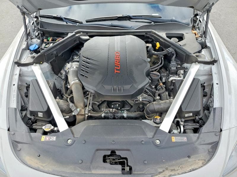 2021 KIA STINGER GT2 11
