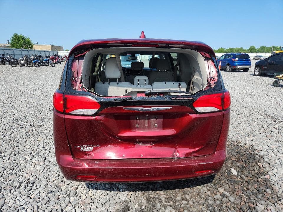 2017 CHRYSLER PACIFICA TOURING 6