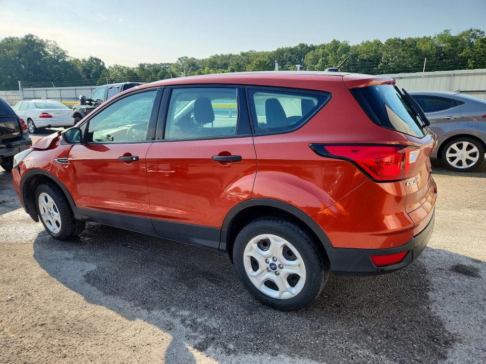 2019 FORD ESCAPE S 2