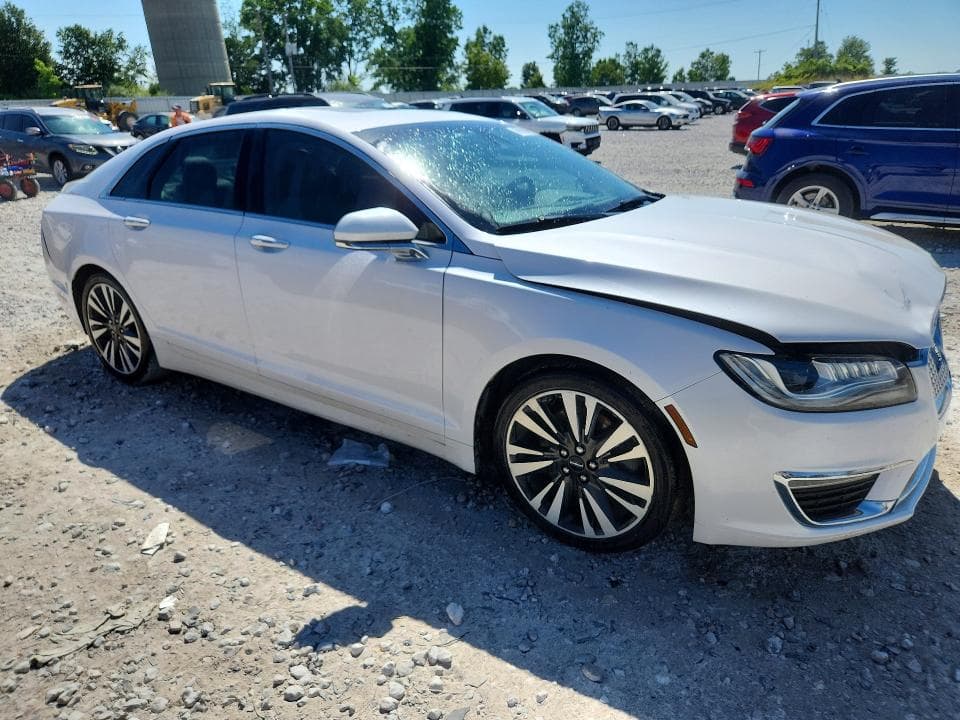 2017 LINCOLN MKZ RESERVE 4