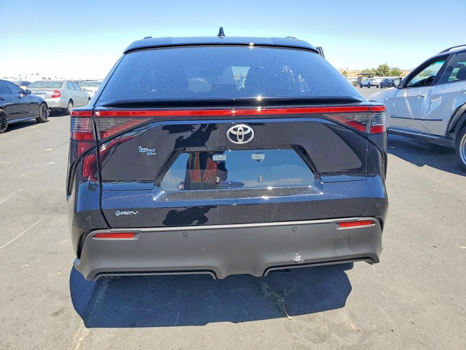 2026 TOYOTA BZ XLE PLUS 6