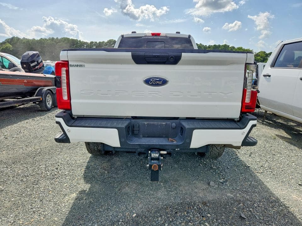 2025 FORD F250 6