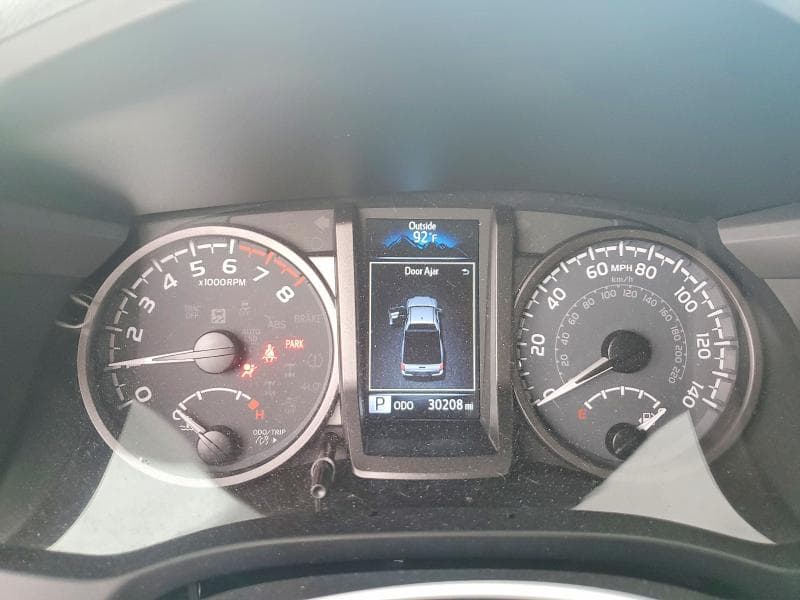 2022 TOYOTA TACOMA TRD SPORT 9