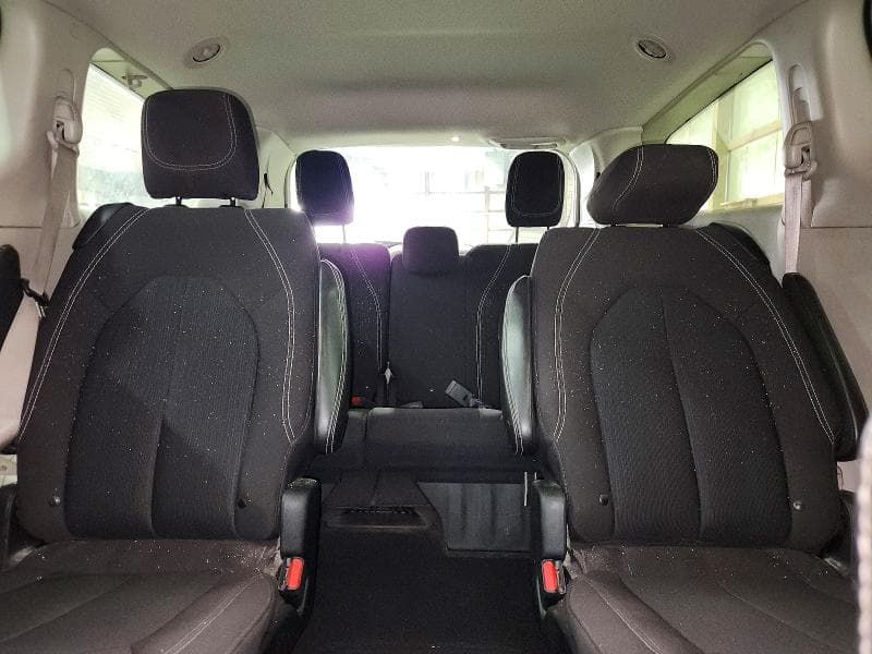 2021 CHRYSLER VOYAGER LX 10