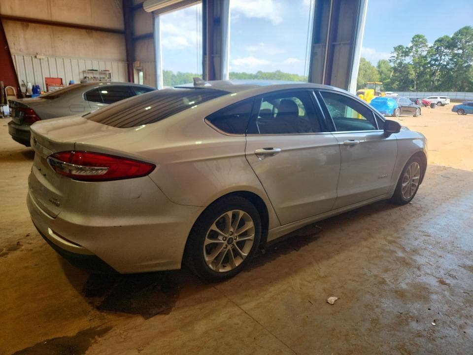 2019 FORD FUSION SE 3
