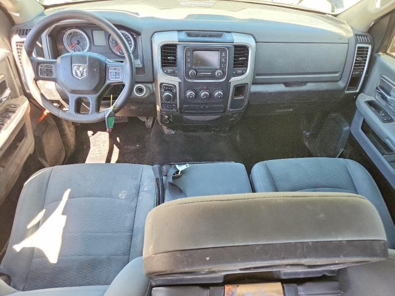 2019 RAM 1500 CLASSIC SLT 8