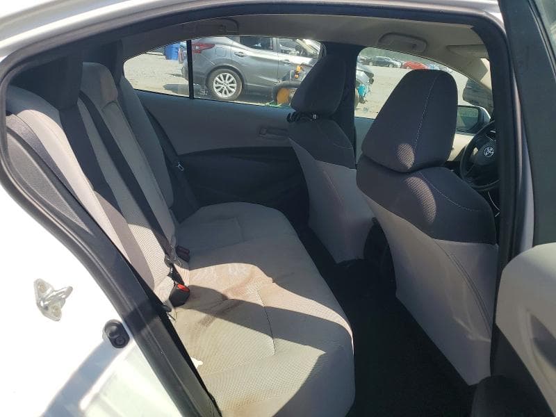 2022 TOYOTA COROLLA LE 10