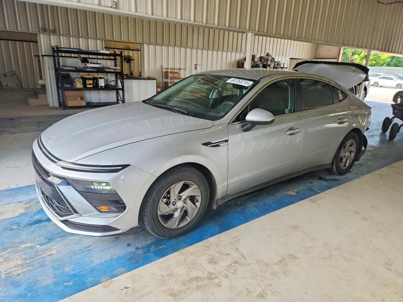 2025 HYUNDAI SONATA SE 2