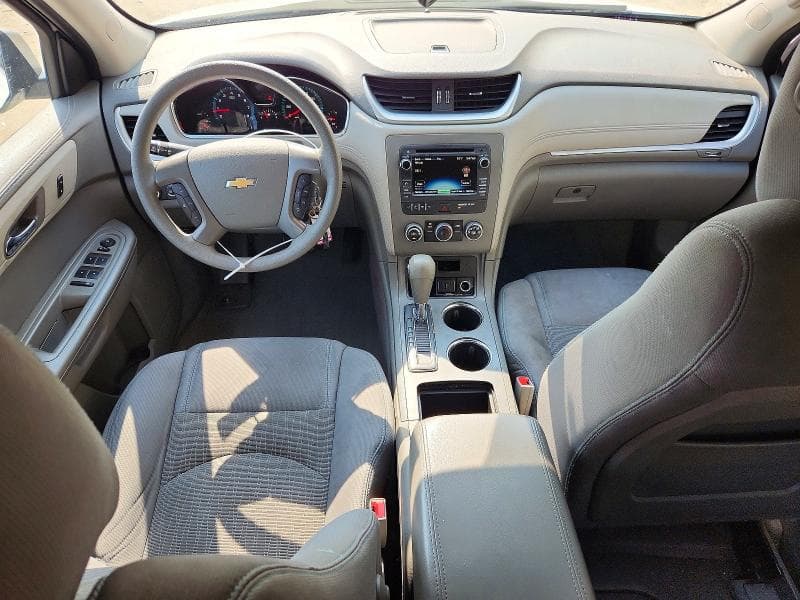 2017 CHEVROLET TRAVERSE LS 8