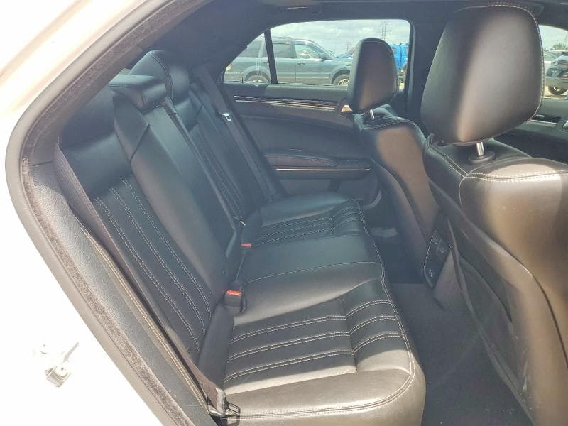 2020 CHRYSLER 300 S 10