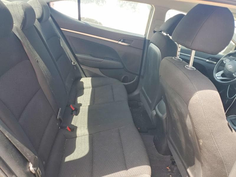 2019 HYUNDAI ELANTRA SE 10
