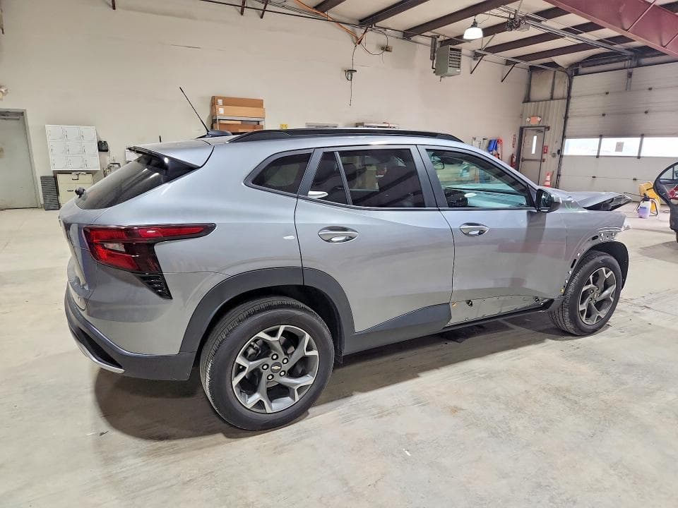 2025 CHEVROLET TRAX 1LT 3