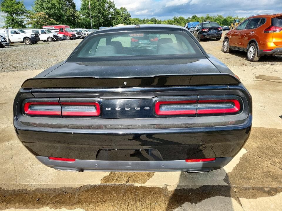 2022 DODGE CHALLENGER GT 6