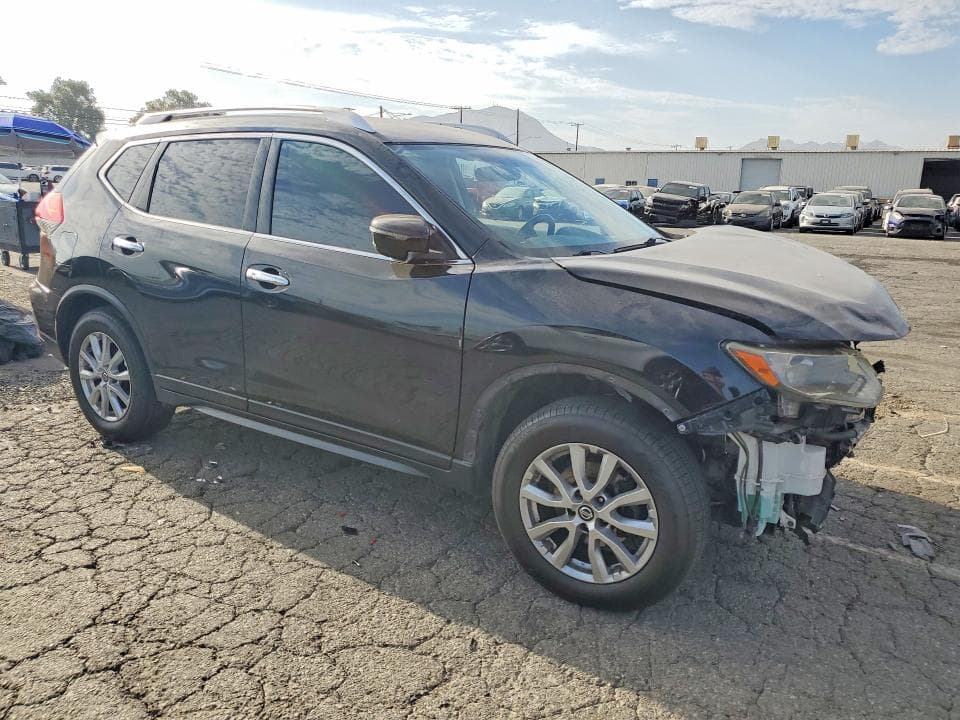 2017 NISSAN ROGUE SV 4