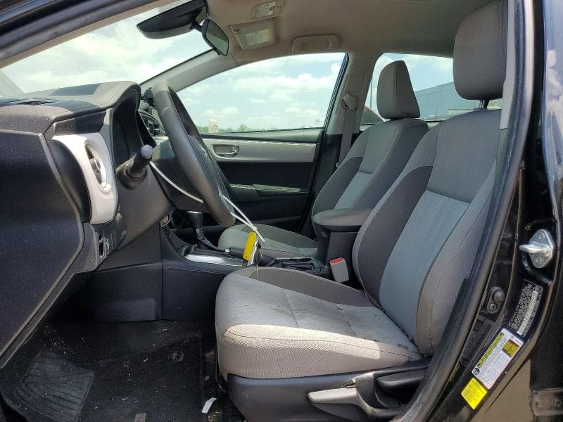 2018 TOYOTA COROLLA LE 7