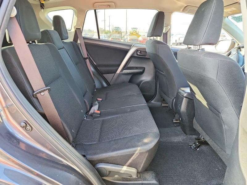 2017 TOYOTA RAV4 LE 11