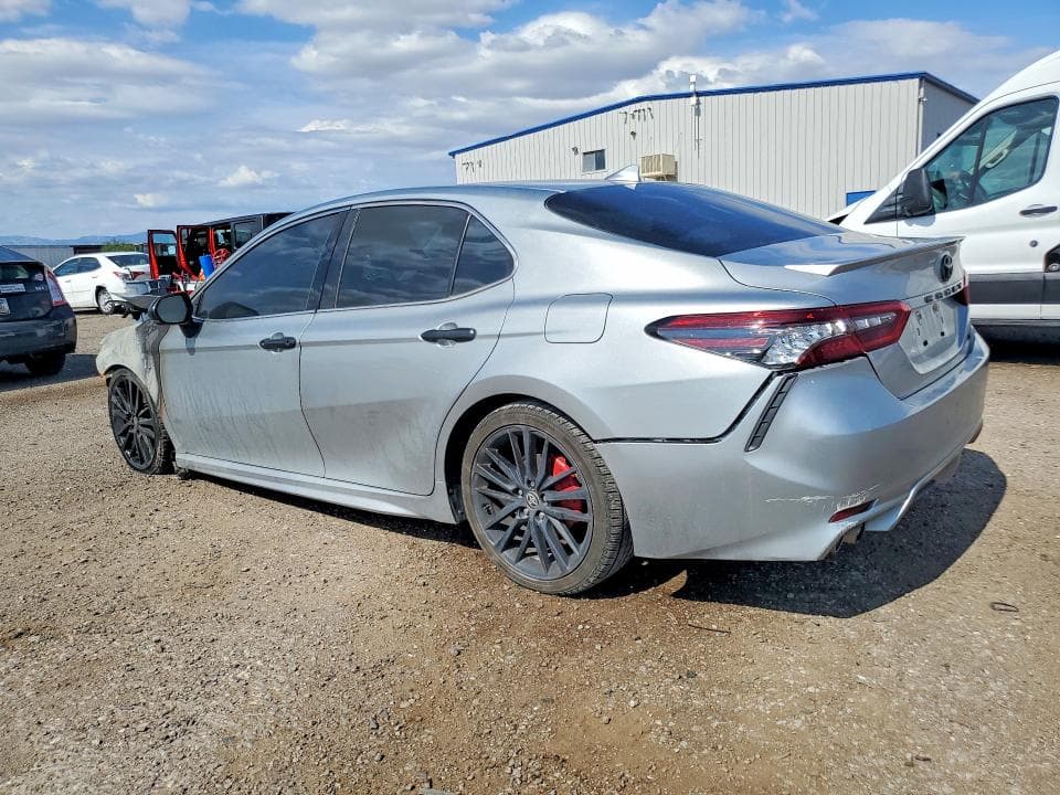 2022 TOYOTA CAMRY XSE 2