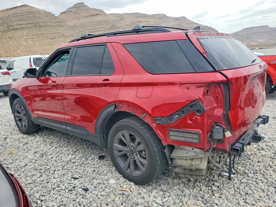 2022 FORD EXPLORER XLT 2