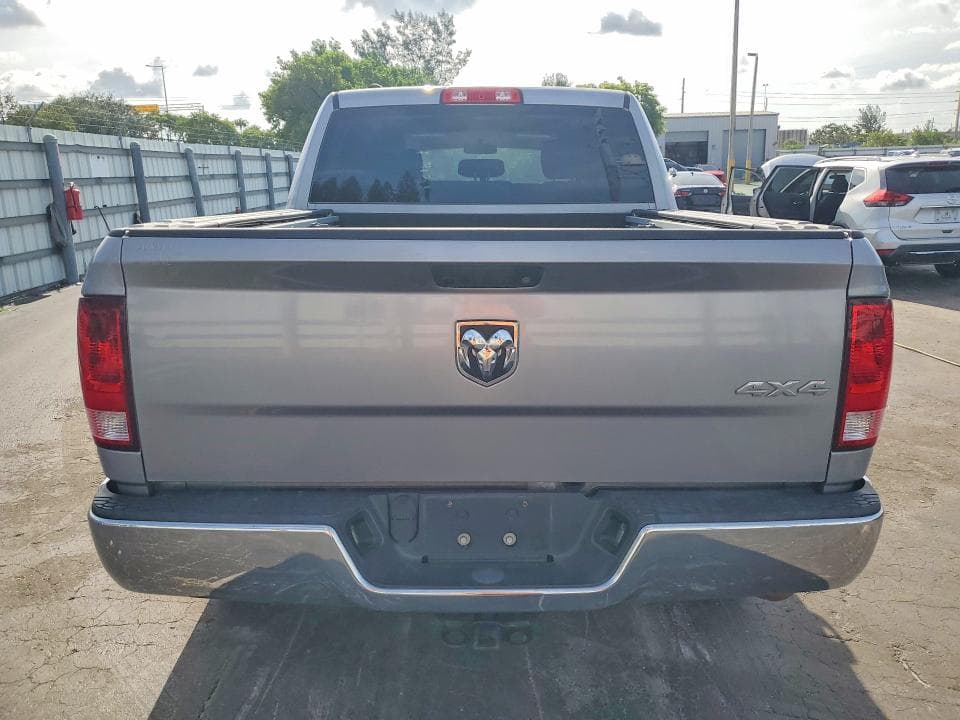 2020 RAM 1500 CLASSIC SSV 6